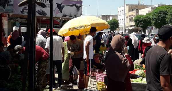 القيروان.. لا وجود لقرار الحجر الشامل إلا على الورق!!؟