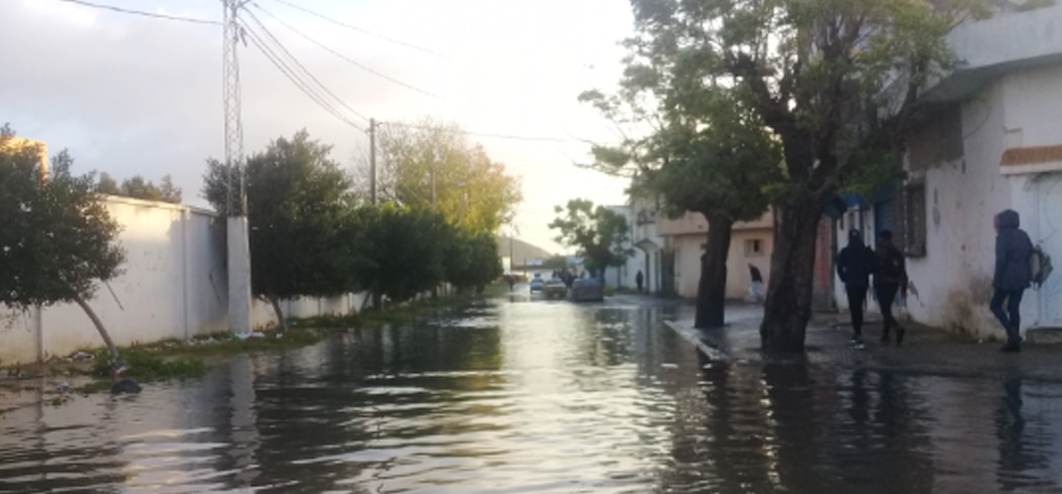 طبربة.. حي السويح يدفع ثمن السكوت عن التجاوزات العمرانية من طرف السلط المحلية