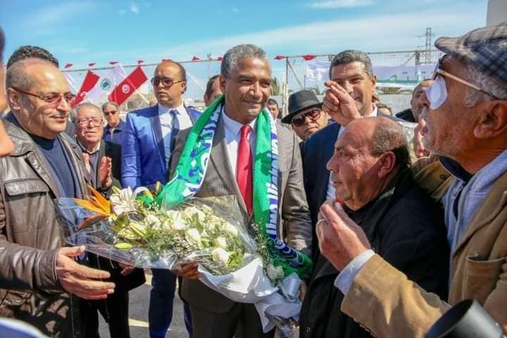 فيما اتهمتها   الوزارة بالمغالطة.. جامعة كرة القدم  تنشر رسالة الوزير وتهدد بنشر تقرير المكلف العام بنزاعات الدولة وبكشف المستور