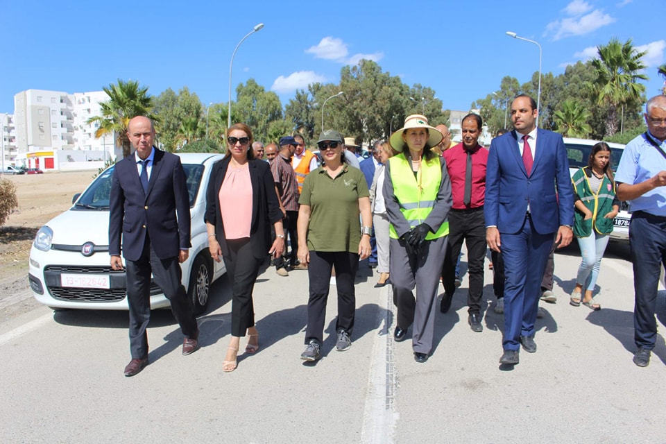 وزير الفلاحة  يشارك في تظاهرة "month clean up"