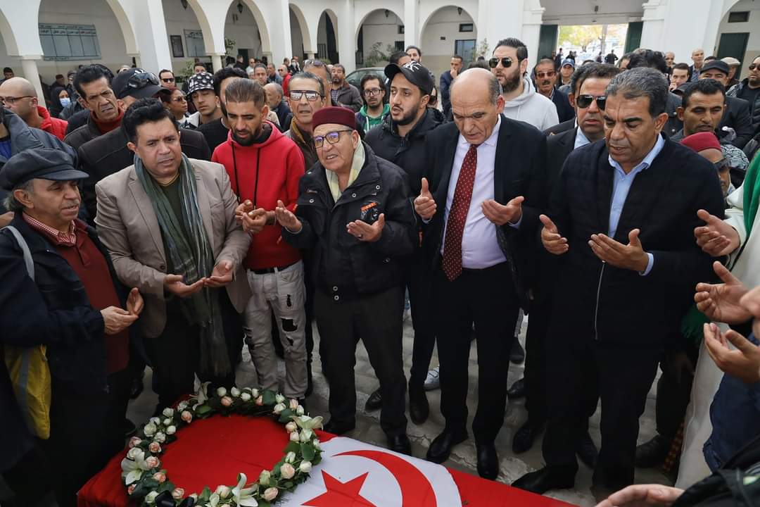 وزارة الثقافة تؤبن الفنانة فايزة المحرصي 