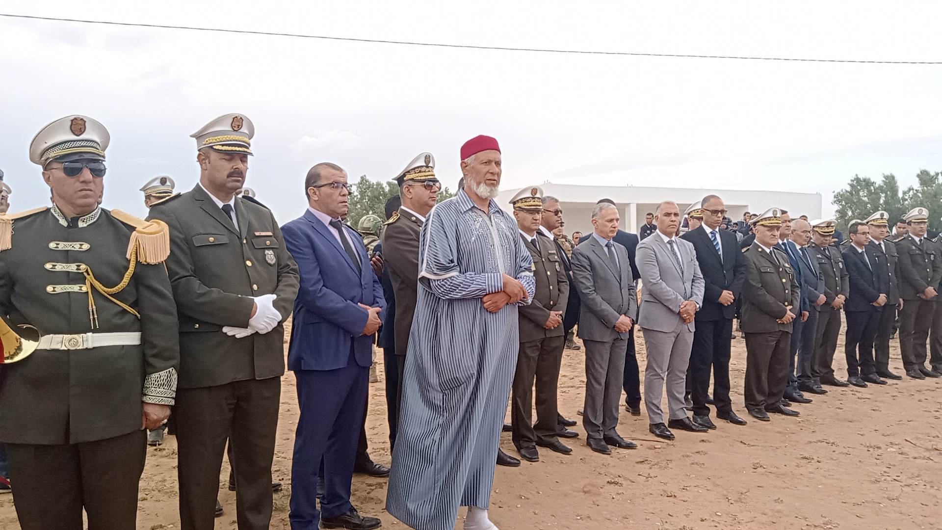 الحنشة.. تشييع جثمان الشهيد الأمني خير الدين اللافي إلى مثواه الأخير 