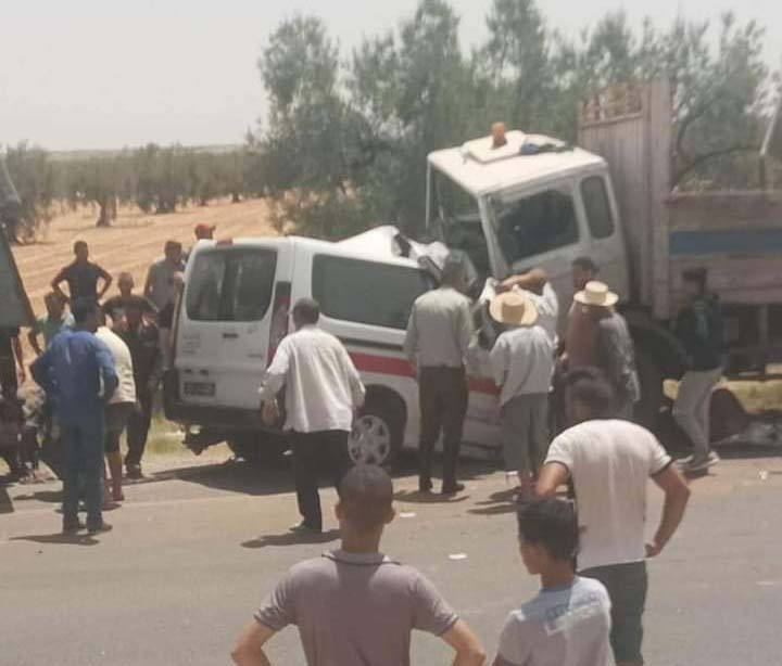 أكثر من 14 قتيلا وعدة ومصابين.. يوم دام على طرقاتنا!!  الناطق باسم الحماية المدنية لـ"الصباح نيوز": سجلنا 334 قتيلا بين 1 جانفي و22 جوان الجاري مقابل 289 السنة الفارطة   