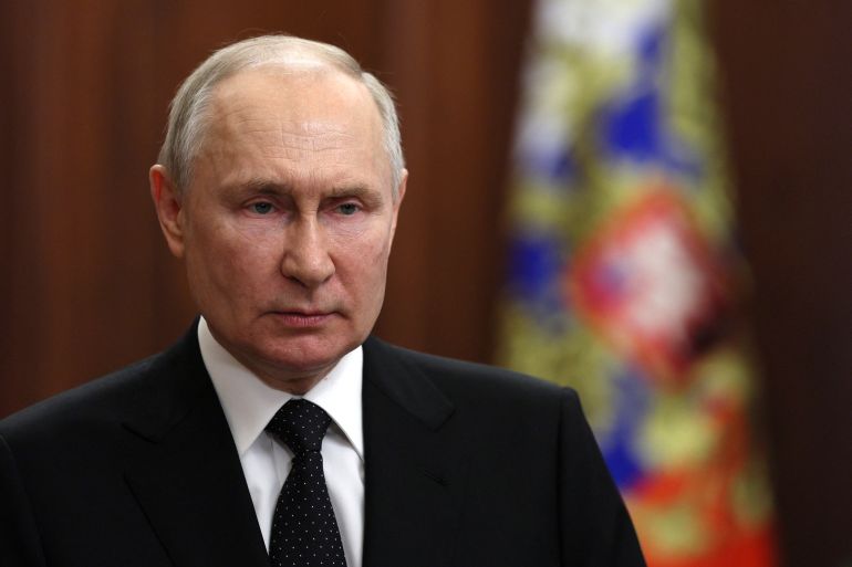  بوتين: شرعية "زيلينسكي" انتهت