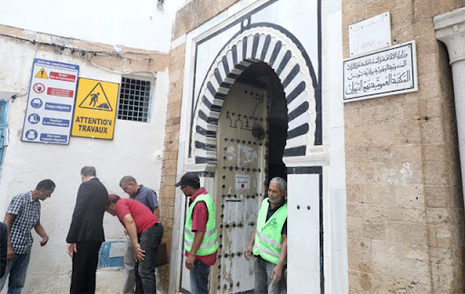 وزير الشؤون الثقافية بالنيابة يُتابع مدى تقدّم أشغال ترميم عدد من المعالم في المدينة العتيقة بالعاصمة