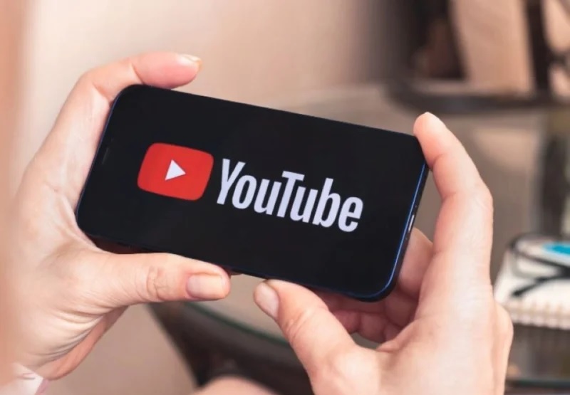 يوتيوب تدمج الإعلانات بمقاطع الفيديو لمنع حجبها