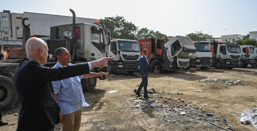 رئيس الجمهورية: ''فساد وتراخي وتنكيل بالمواطنين يقف وراءه لوبيات..والدولة تحتاج محاسبة كل من أجرم في حق الشعب"