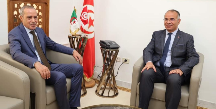 التعاون الثنائي في المجال الاجتماعي محور لقاء وزير الشؤون الاجتماعية بسفير الجزائر بتونس