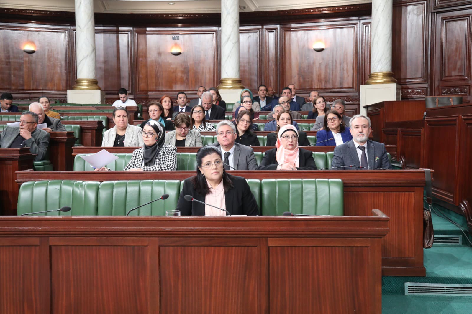 قانون المالية 2025.. المصادقة على عفو جبائي وآخر ديواني وهذه تفاصيله 