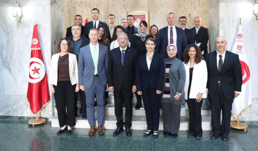 وزير الصحة يُشدّد على ضرورة مواصلة متابعة الأمراض الفيروسية والطفيلية المُستجدة